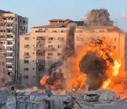 İsrail, Gazze’de Filistinlilerin sığındığı binayı vurdu