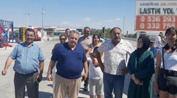 İzmir-Adana seferi çileye döndü! Mazotu biten otobüs yolda kalınca yolcular otostop çekti