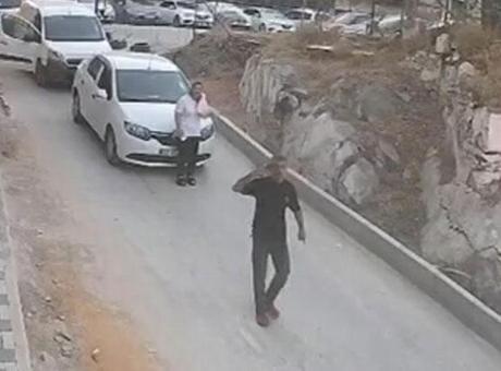 İzmir’de dehşet anları: Tartıştığı eşini tabancayla vurup rehin aldı