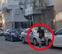İzmir’de saldırganla çatışma anları