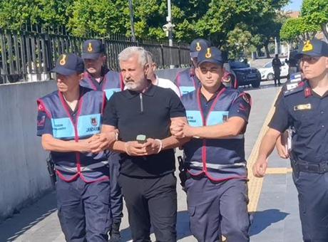 Manavgat’ta rüşvet soruşturması: Eski başkan Sözen ve kardeşi adliyeye sevk edildi