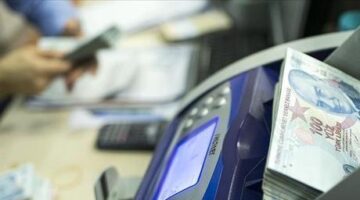 Merkez Bankası’nın kararı sonrası mevduat ve kredi faizleri hızla düşecek mi? Ekonomistler canlı yayında değerlendirdi