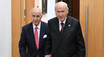 MHP Lideri Devlet Bahçeli eski CHP Genel Başkanı Hikmet Çetin ile görüştü