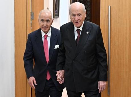 MHP Lideri Devlet Bahçeli eski CHP Genel Başkanı Hikmet Çetin ile görüştü
