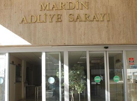 Miras için babasına bombalı tuzak kurmuştu! Hakim karşısına çıkan sanığın savunması pes dedirtti