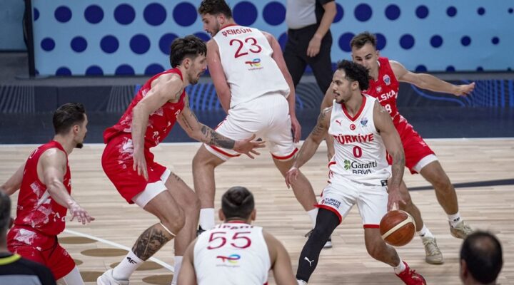 MSB’den 12 Dev Adam’a özel klip