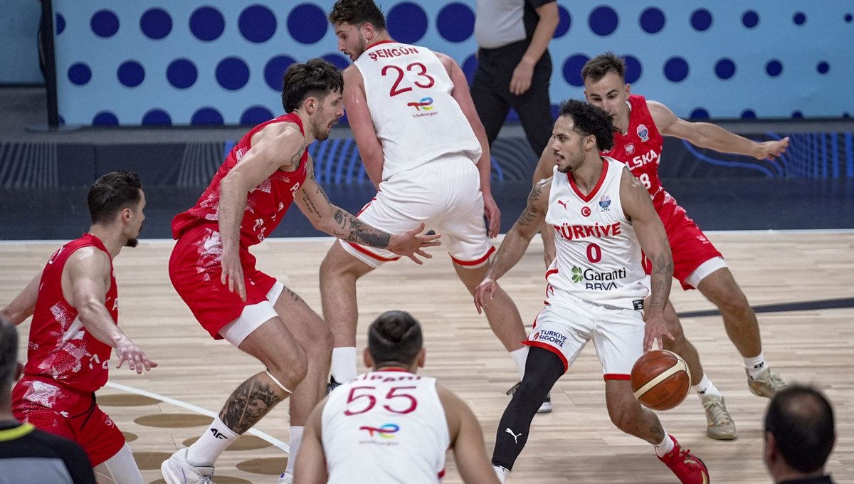 MSB’den 12 Dev Adam’a özel klip
