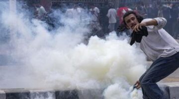 Nepal’de sosyal medya protestosu: Can kaybı 16’ya yükseldi!