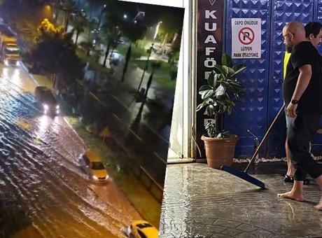 Ordu’da sağanak etkili oldu! Cadde ve sokaklar suyla doldu
