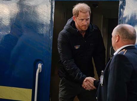 Prens Harry’den Ukrayna’ya sürpriz ziyaret: ‘Savaşın gerçeklerini anlatmalıyız’