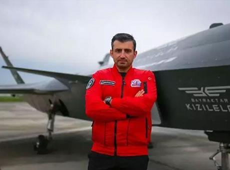 Selçuk Bayraktar canlı yayında TEKNOFEST ile ilgili açıklamalarda bulundu