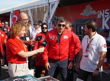 Selçuk Bayraktar Tekirdağ’da gençlerle buluştu