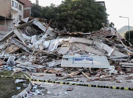 Son Dakika Deprem Haberleri: Balıkesir’de 1 ayda 9 bin deprem! Prof. Dr. Ahmet Ercan açıkladı