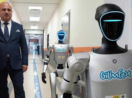 SON DAKİKA HABERİ: Türkiye’de bir ilk! İnsansı robot nüfusa kaydettirildi: Festman artık Canikli