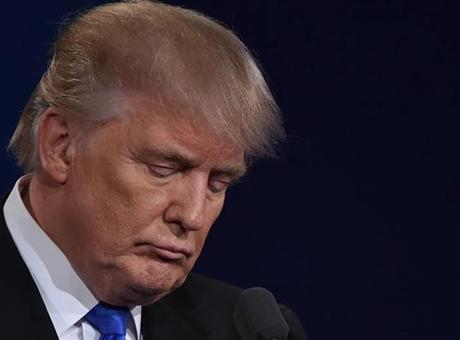 SON DAKİKA HABERLERİ: ‘Öldü’ iddiaları gündemi sarsıyordu! Trump’tan ilk görüntü geldi…