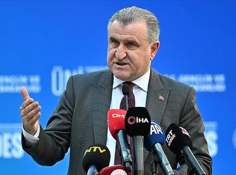 Son dakika… KYK yurtlarına başvuru süreciyle ilgili Bakan Bak’tan açıklama