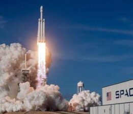 Starlink genişliyor: SpaceX, Echostar’dan 17 milyar dolara spektrum lisansı aldı