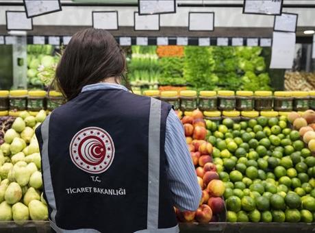 Ticaret Bakanlığı ekipleri market denetimi yaptı