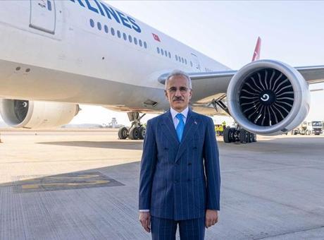 Türk Hava Yollarının İstanbul-Sevilla seferleri başladı