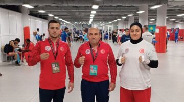 Vanlı boksörler madalya peşinde