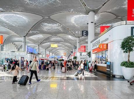 Yılın 8 ayında hava yoluyla 162,6 milyon yolcu seyahat etti