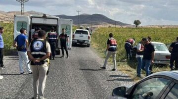 Yol ortasında kanlı pusu! Aracın önünü kesip iki kardeşi katlettiler